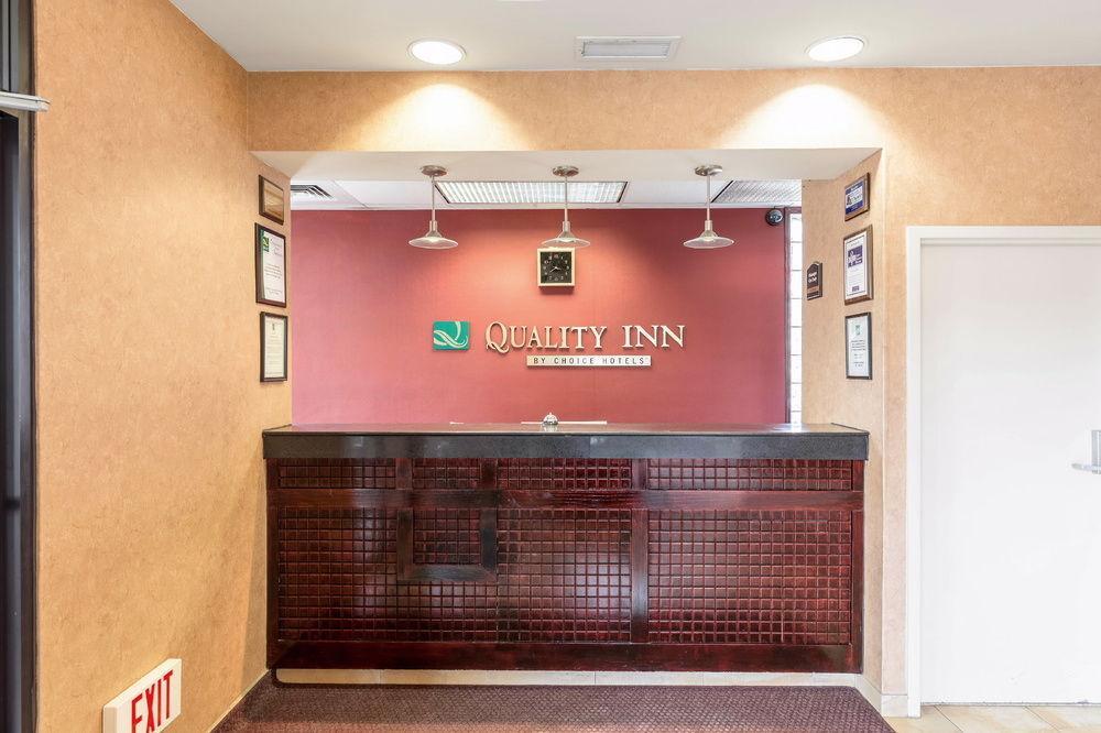 Quality Inn Alexandría Exterior foto